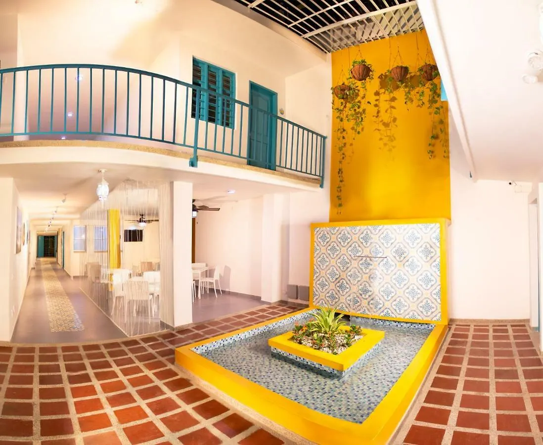 Akuamarina Hotel Σάντα Μάρτα